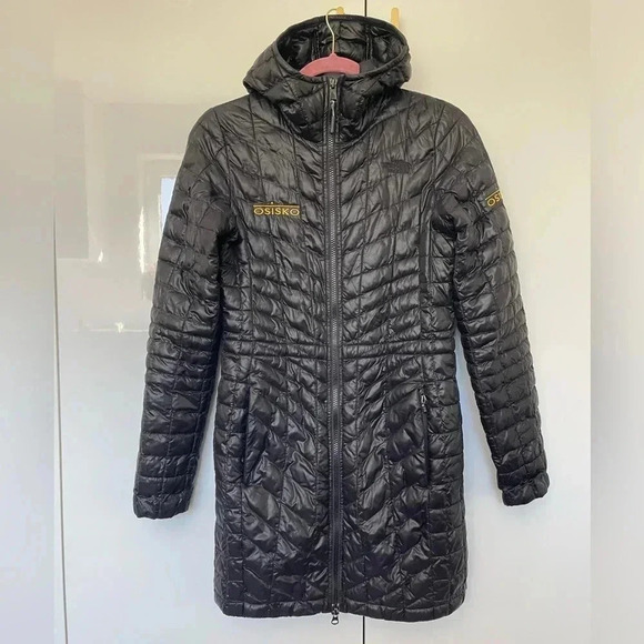 The North Face Jackets & Blazers - The North Face hoodie parka Thermoball LIKE NEW size  XS